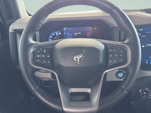 Used 2023 Ford Bronco Wildtrak AWD/4WD image 26