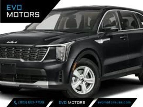 Used 2024 Kia Sorento S AWD/4WD image 1