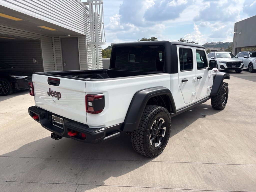 Used 2026 Jeep Gladiator Rubicon AWD/4WD image 6