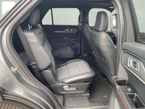 New 2026 Ford Explorer ST-Line w/ ST-Line Street Pack AWD/4WD image 25