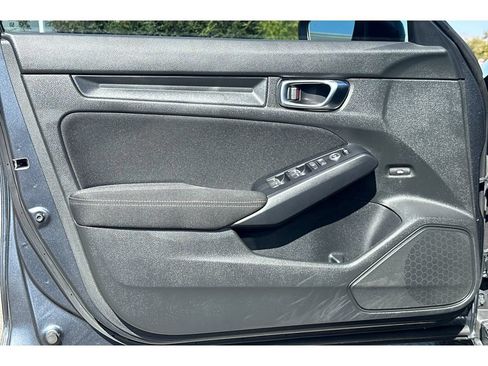 Certified 2025 Honda Civic Sport image 11