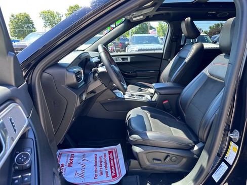 Certified 2024 Ford Explorer ST-Line w/ Class IV Trailer Tow Package AWD/4WD image 12
