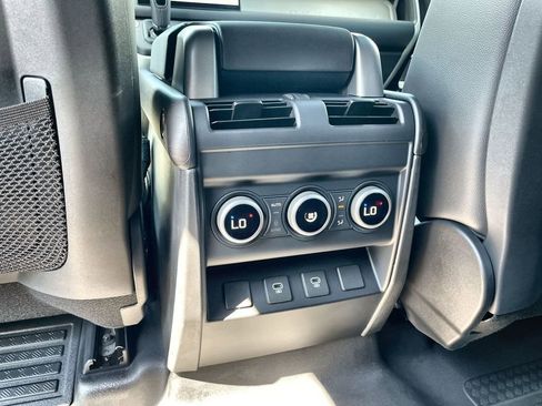 Certified 2024 Land Rover Defender 110 SE image 16