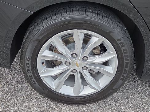 Used 2024 Chevrolet Malibu LT FWD image 7