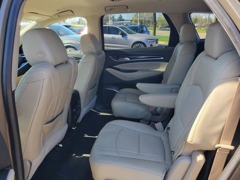 Used 2020 Buick Enclave Premium AWD/4WD image 29