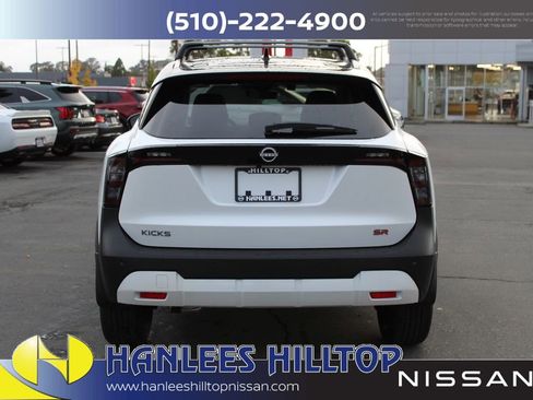 New 2026 Nissan Kicks SR w/ Illumination Package image 8