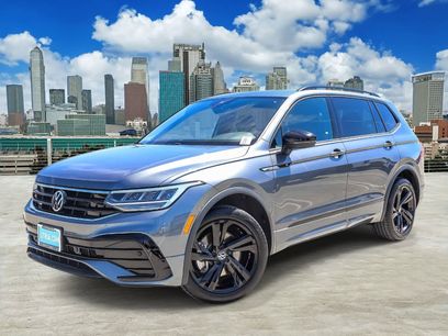Used 2023 Volkswagen Tiguan SE R-Line