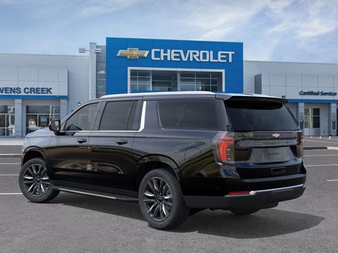 New 2026 Chevrolet Suburban LS w/ LS Custom Edition RWD image 5
