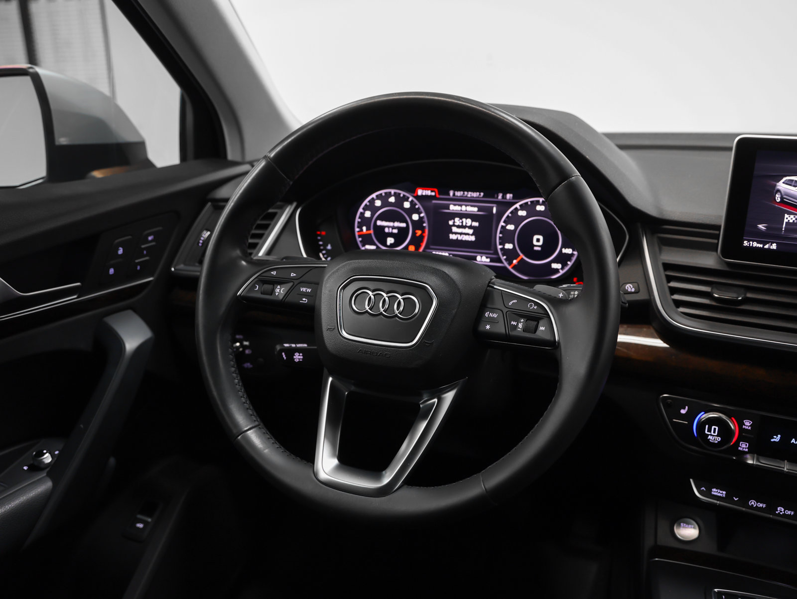 Used 2018 Audi Q5 2.0T Premium AWD/4WD image 29