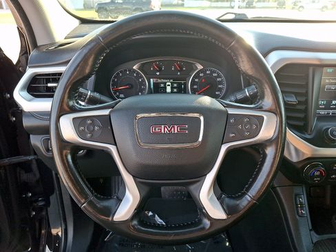 Used 2019 GMC Acadia SLT AWD/4WD image 18