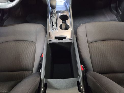 Used 2025 Chevrolet Malibu LT image 17