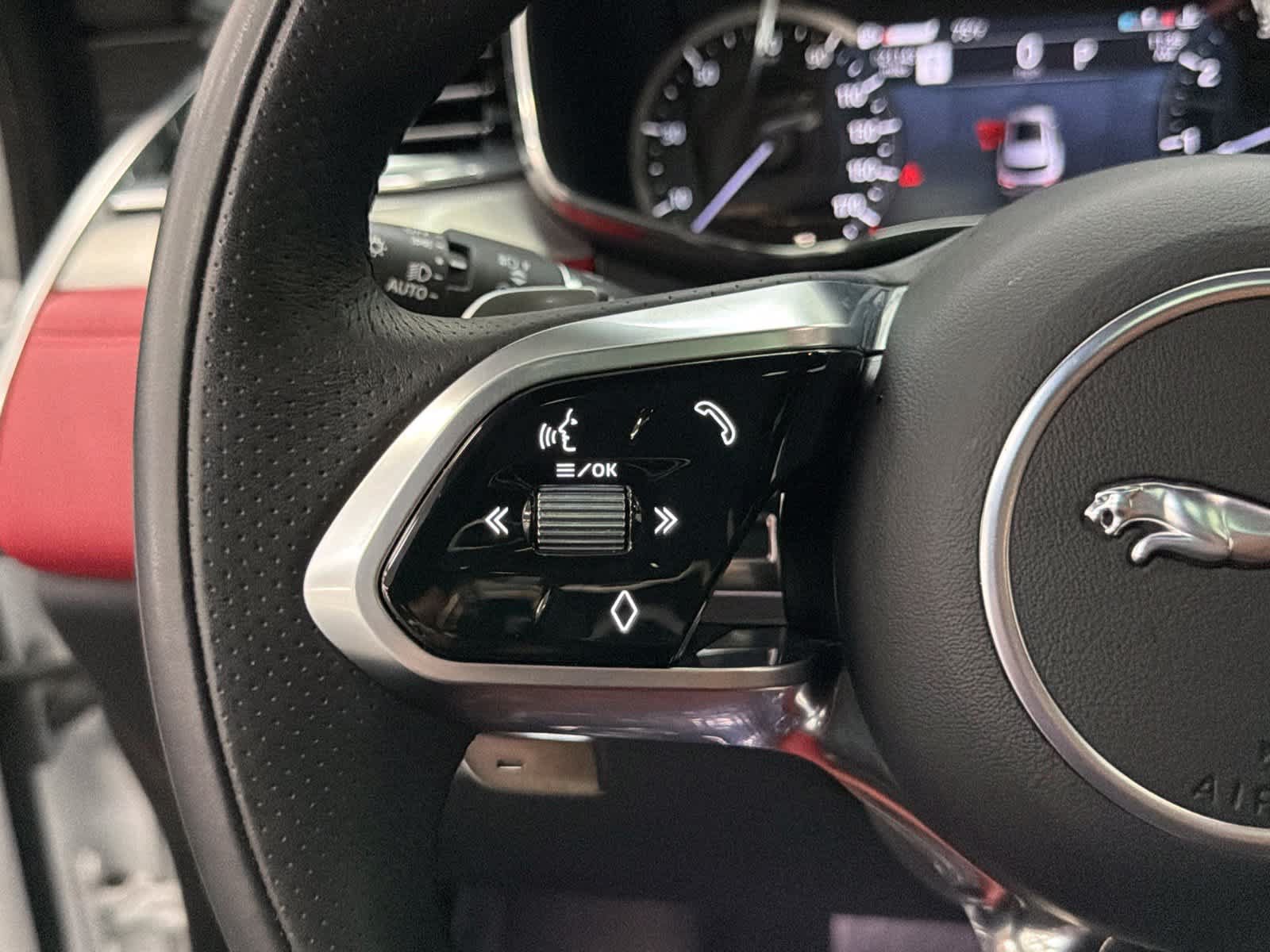 Used 2023 Jaguar F-PACE R-Dynamic S AWD/4WD image 28