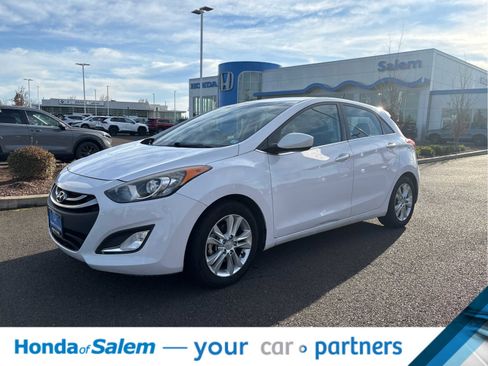 Used 2014 Hyundai Elantra GT image 1