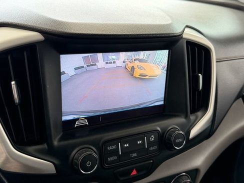 Used 2018 GMC Terrain SLE w/ Driver Convenience Package FWD image 20