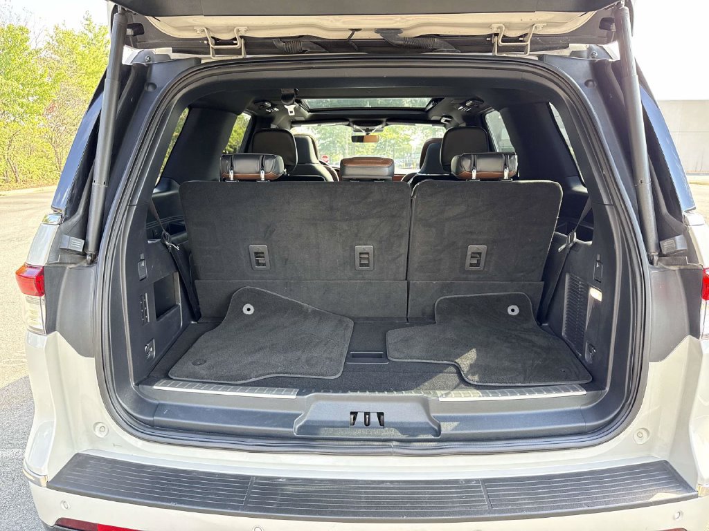 Used 2024 Lincoln Navigator Reserve AWD/4WD image 24