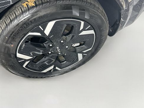 Used 2024 Kia Niro Wind image 11