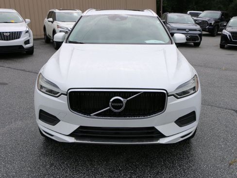 Used 2018 Volvo XC60 T5 Momentum w/ Convenience Package AWD/4WD image 11