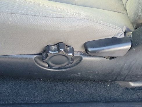 Used 2022 Toyota Tacoma SR image 19