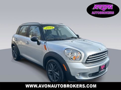 Used 2014 MINI Cooper Countryman image 1