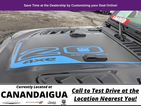 Used 2023 Jeep Wrangler Unlimited Rubicon 4xe AWD/4WD image 15