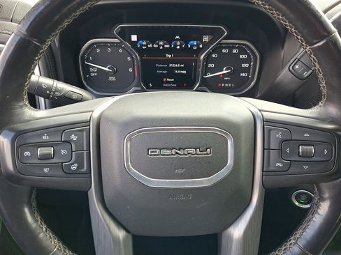 Used 2019 GMC Sierra 1500 Denali w/ Denali Ultimate Package AWD/4WD image 22