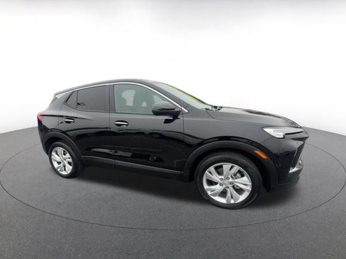 Used 2025 Buick Encore GX Preferred image 2