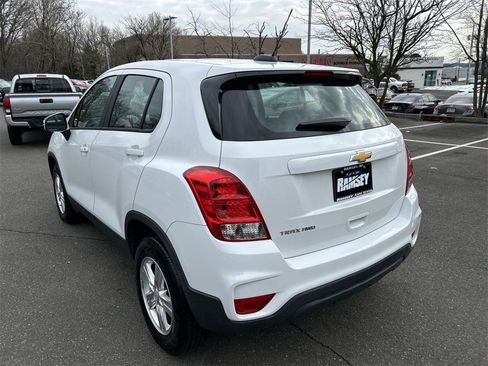 Used 2018 Chevrolet Trax LS image 6