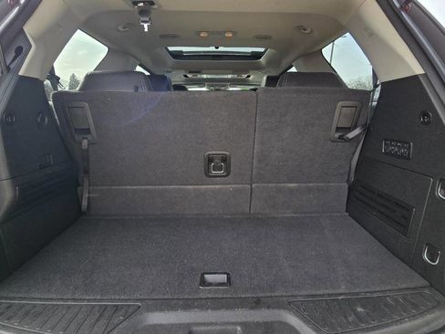 Used 2015 GMC Acadia Denali image 9