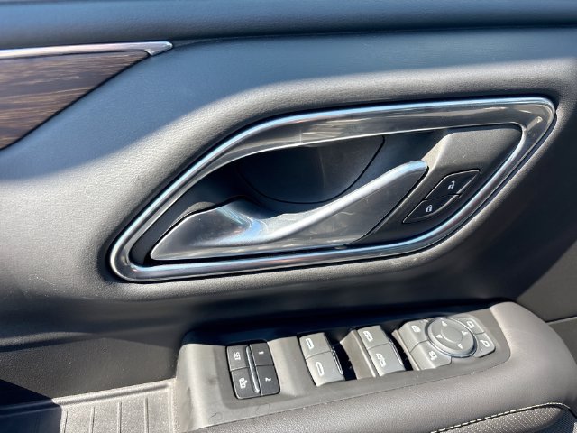 Used 2022 Chevrolet Tahoe Premier AWD/4WD image 13