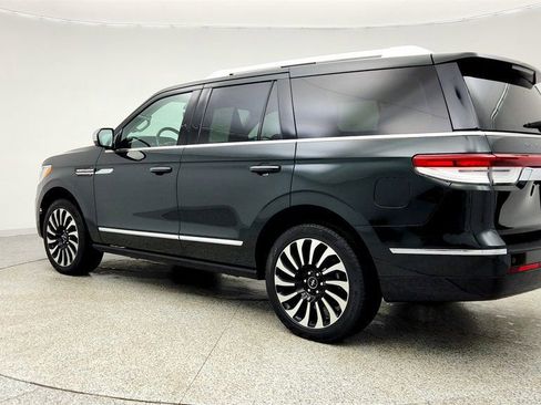 Used 2022 Lincoln Navigator Black Label image 7