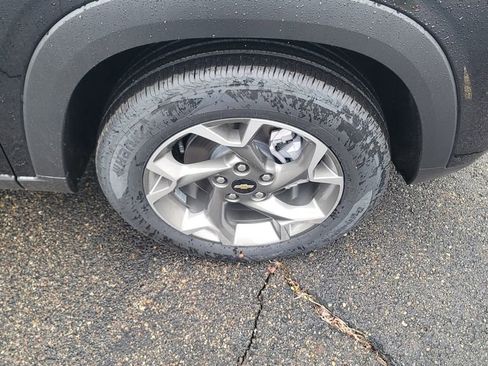 New 2026 Chevrolet Trax LT image 15