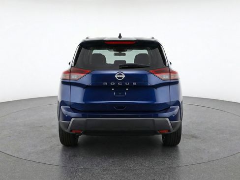 Used 2025 Nissan Rogue SV image 7
