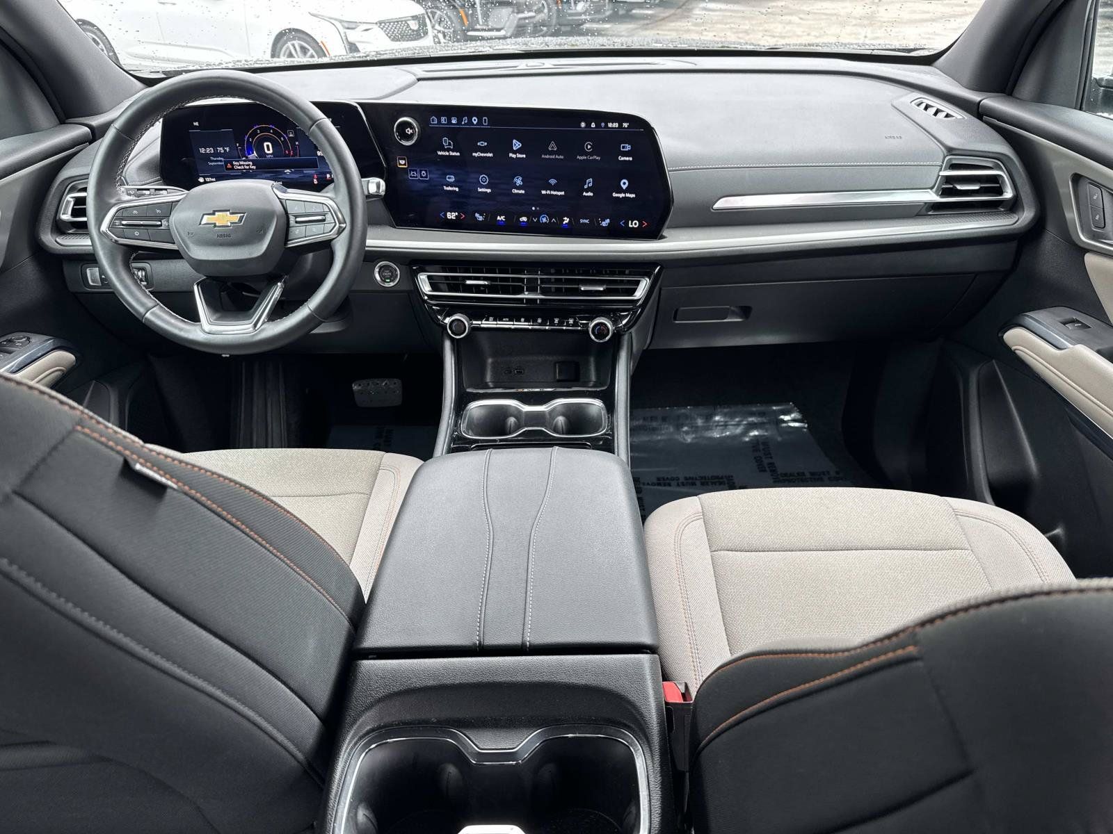 Used 2026 Chevrolet Traverse LT w/ Driver Confidence Package FWD image 26