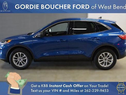 Certified 2022 Ford Escape SE w/ Convenience Package AWD/4WD image 2