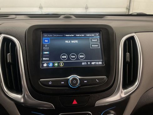 Used 2019 Chevrolet Equinox LT w/ Driver Convenience Package image 7