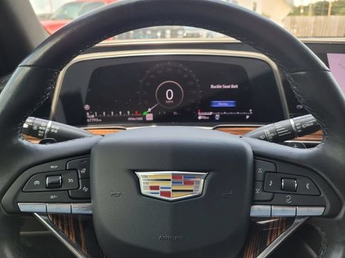 Used 2022 Cadillac Escalade ESV Luxury AWD/4WD image 21