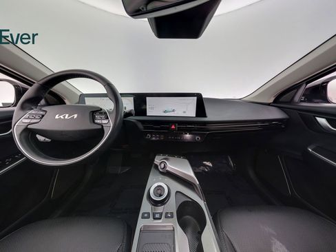 Used 2024 Kia EV6 Wind RWD image 25