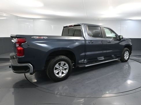 Used 2021 Chevrolet Silverado 1500 LT w/ Convenience Package II image 6
