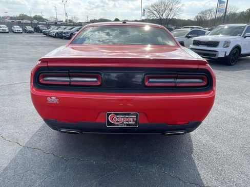 Used 2015 Dodge Challenger SXT w/ Super Sport Group (SS/T) image 3
