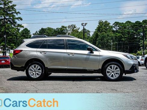 Used 2018 Subaru Outback 2.5i AWD/4WD image 11