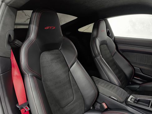 Used 2022 Porsche 911 GT3 image 15