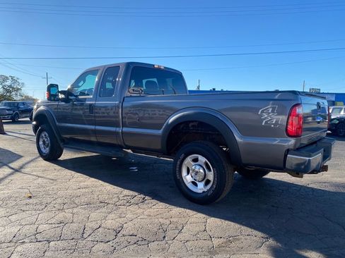 Used 2014 Ford F250 XLT w/ Snow Plow Prep Package image 6
