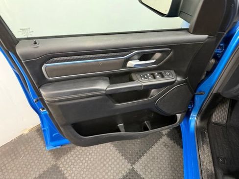 Used 2025 RAM 1500 Big Horn AWD/4WD image 22