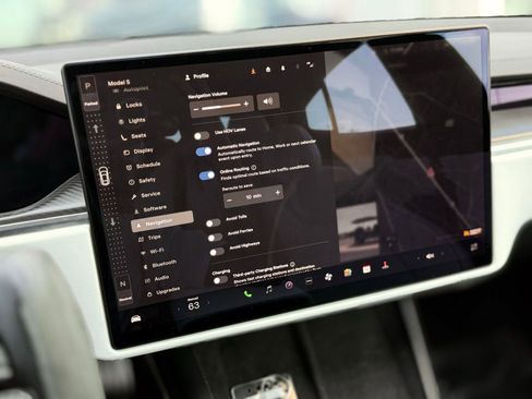 Used 2022 Tesla Model S Plaid AWD/4WD image 61