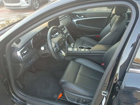 Used 2025 Genesis G70 2.5T RWD image 4
