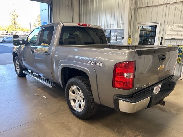 Used 2013 Chevrolet Silverado 1500 LT w/ Interior Plus Package AWD/4WD image 7