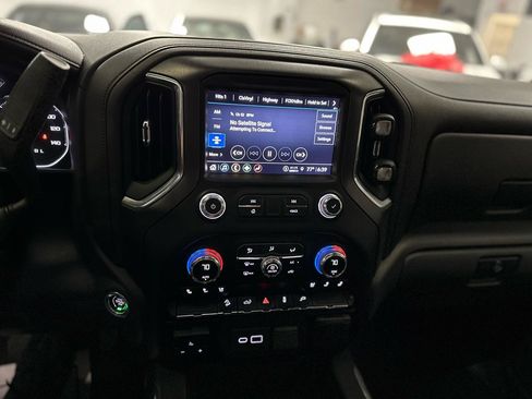 Used 2021 GMC Sierra 1500 AT4 w/ AT4 Value Package AWD/4WD image 21