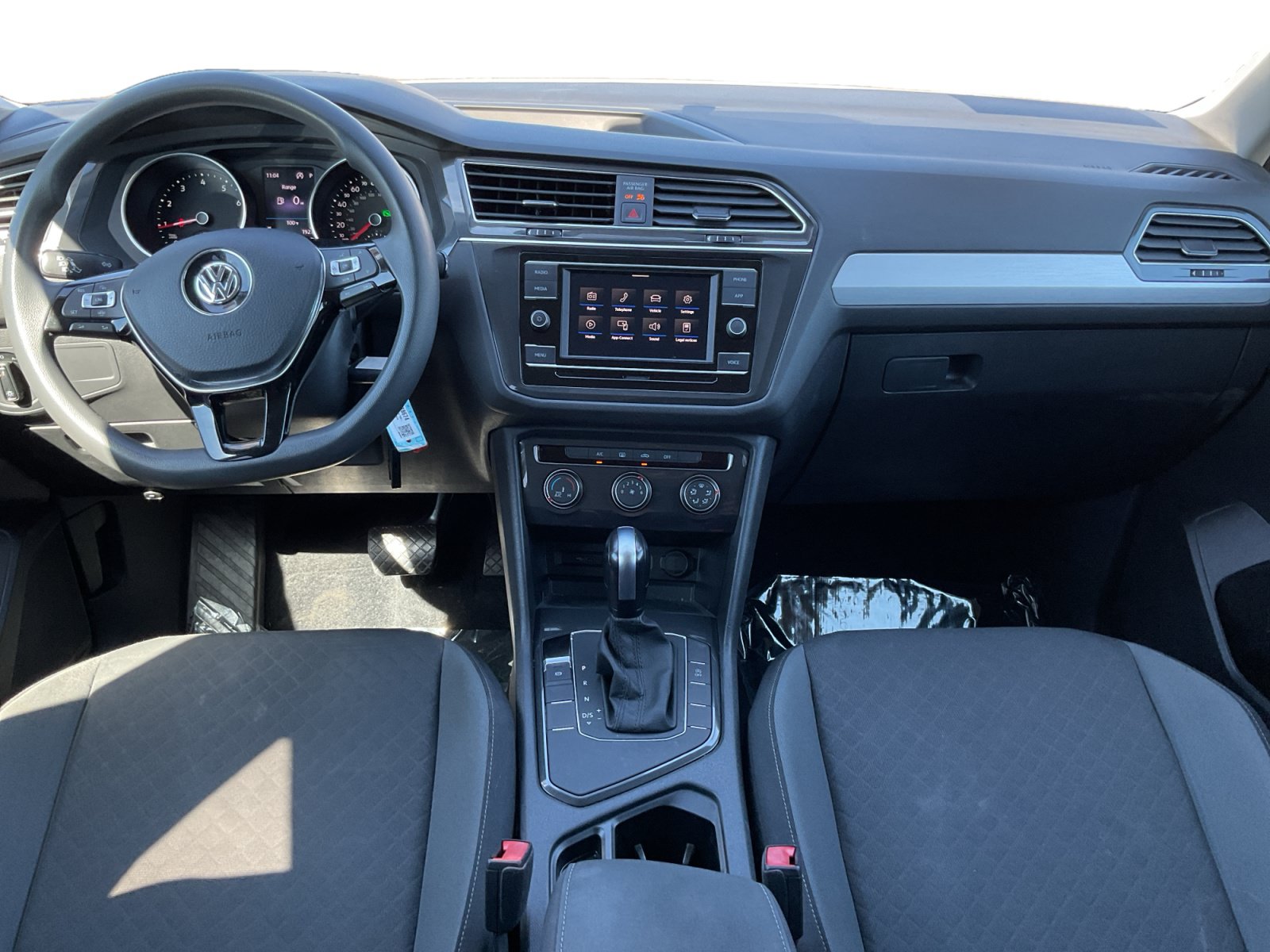 Used 2020 Volkswagen Tiguan S FWD image 10