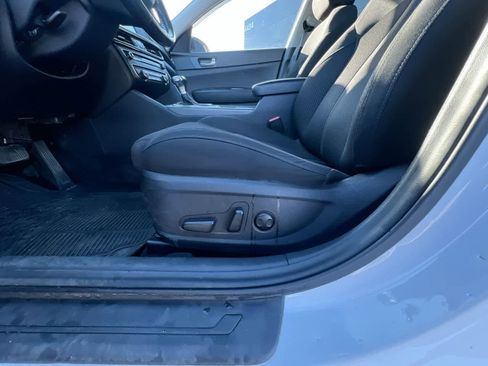 Used 2018 Kia Optima LX image 12