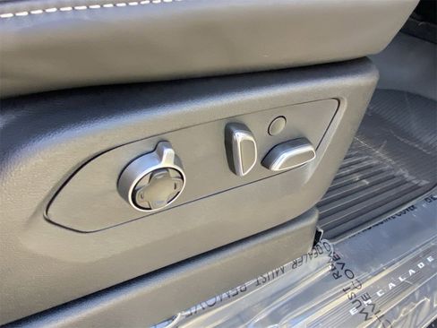 Certified 2025 Cadillac Escalade V w/ LPO, ONYX Package image 12